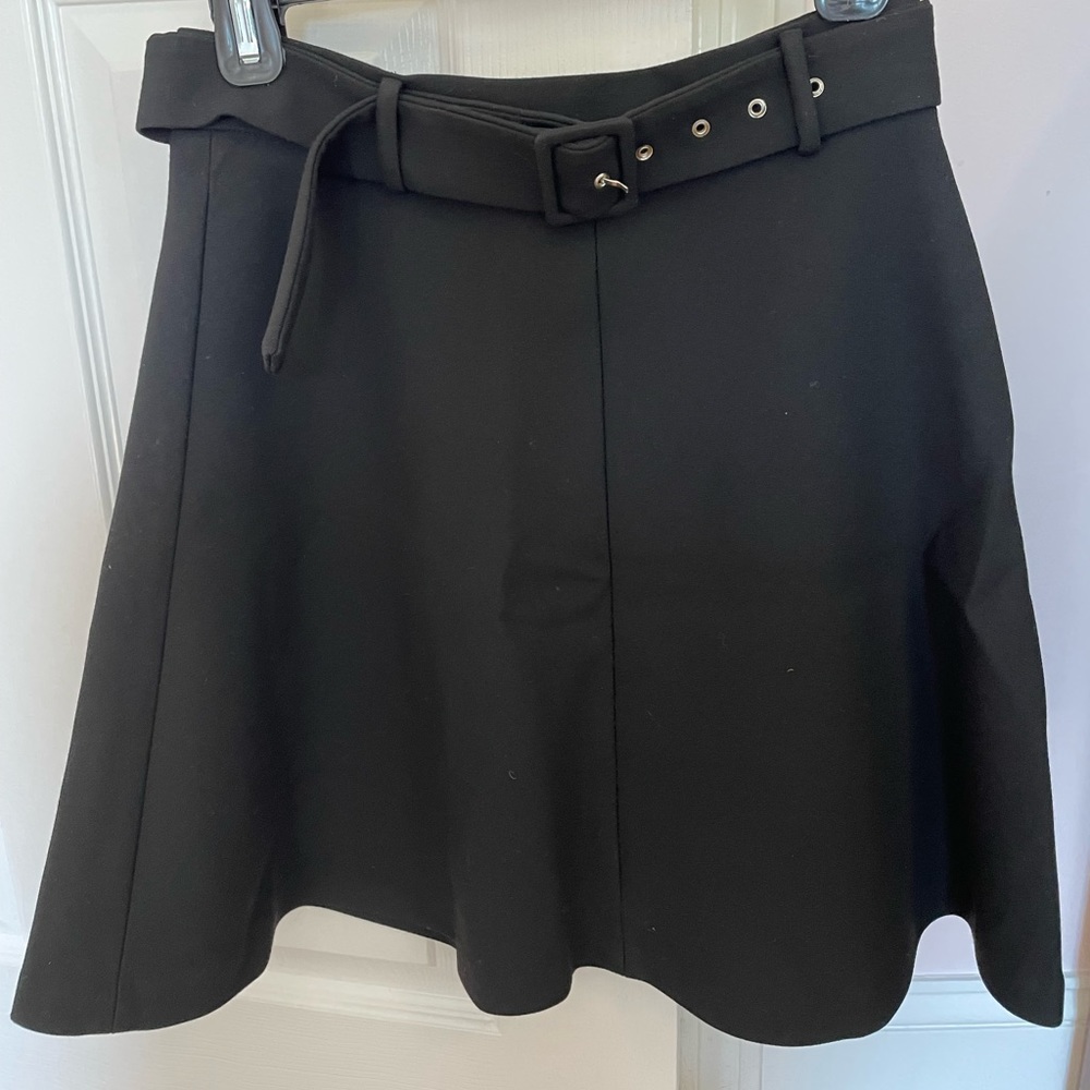Zara A-line black knee length skirt